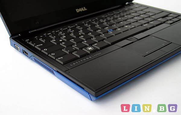 DELL Latitude E4300 Лаптоп в син цвят