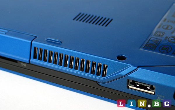 DELL Latitude E4300 Лаптоп в син цвят